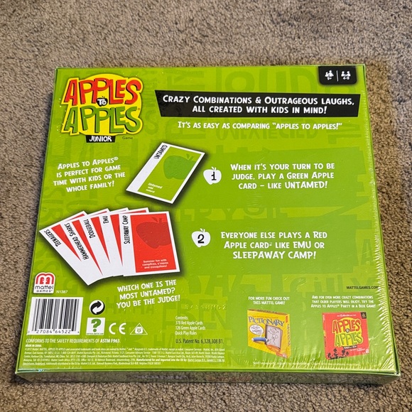 Mattel Apples to Apples Junior Game - Green and Red - Picture 3 of 3